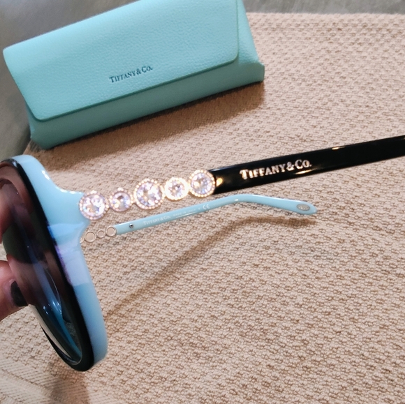 Tiffany & Co. Sunglasses - Picture 4 of 4